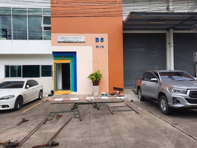 รับทำป้ายทุกชนิด ป้ายกัดกรด ป้ายตัวอักษรโลหะ ป้ายกล่องไฟ ป้ายบอกทาง ป้ายไวนิล ป้ายชื่อบริษัท ป้ายชื่อร้าน ป้ายชื่ออาคาร ป้ายล้อเข็น ป้ายแขวน ป้ายยื่น ป้ายอลูมิเนียมกัดกรด ป้ายสแตนเลสกัดกรด ป้ายไฟ LED ออกแบบ ผลิต ติดตั้งป้ายทุกชนิด